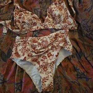 Bathing suit top and bottom